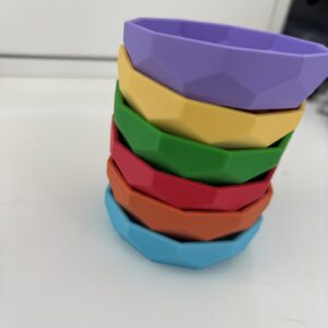 Sensoryplay sorteerbakjes regenboog